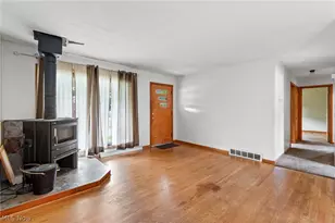 917 35th St NW, Canton, OH 44709 - Photo 6
