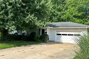 443 Lansing Rd, Akron, OH 44312 - Photo 1