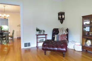 2165 Glenbury Ave, Oakwood, OH 44107 - Photo 8