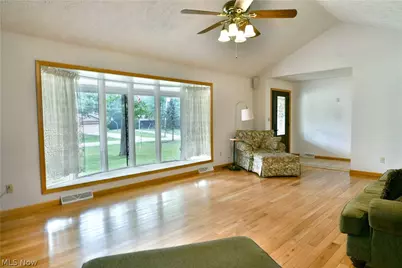 750 Blueberry Hill Drive, Canfield, OH 44406 - Photo 8