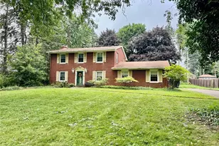 2523 57th St NE, Canton, OH 44721 - Photo 2