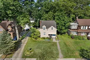 2340 16th St, Cuyahoga Falls, OH 44223 - Photo 2