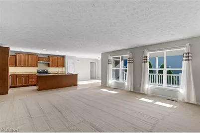 995 Flanders Drive, Wadsworth, OH 44281 - Photo 8