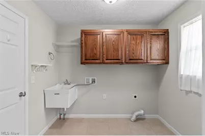 995 Flanders Drive, Wadsworth, OH 44281 - Photo 20