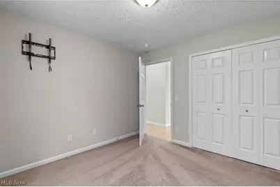 995 Flanders Drive, Wadsworth, OH 44281 - Photo 22
