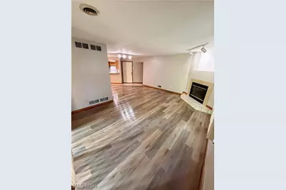 4046 Saint Andrews Court #1, Canfield, OH 44406 - Photo 4