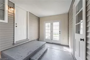 2833 Ellis Ave NE, Canton, OH 44705 - Photo 8