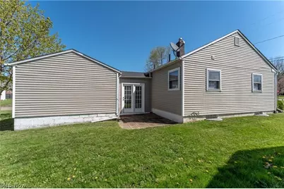 2833 Ellis Avenue NE, Canton, OH 44705 - Photo 6