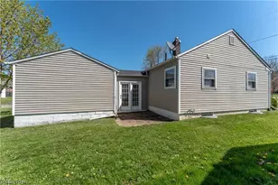 2833 Ellis Ave NE, Canton, OH 44705 - Photo 6