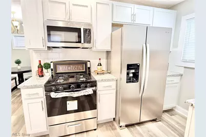 10914 Fidelity Avenue, Loveland, OH 44111 - Photo 2