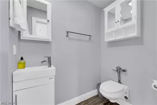 797 E Market St, Akron, OH 44305 - Photo 20