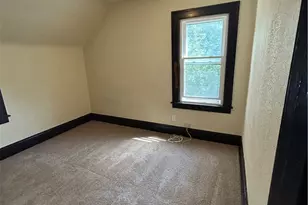 1178 Tampa Ave, Akron, OH 44314 - Photo 12