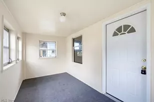 1178 Tampa Ave, Akron, OH 44314 - Photo 4
