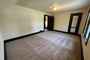 1178 Tampa Ave, Akron, OH 44314 - Photo 10