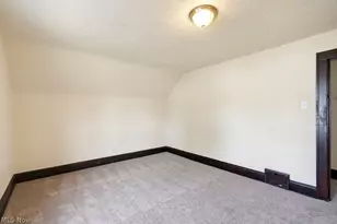 1178 Tampa Ave, Akron, OH 44314 - Photo 14