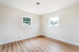 2402 NE Morris Ave, Canton, OH 44705 - Photo 24