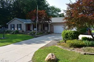 4775 Seabury Dr, Ravenna, OH 44266 - Photo 2