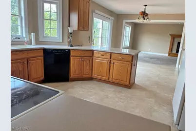 1196 Marigold Street NW, Hartville, OH 44632 - Photo 6