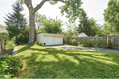 3701 Glencairn Road, Huber Heights, OH 44122 - Photo 22