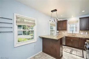 3701 Glencairn Rd, Huber Heights, OH 44122 - Photo 8