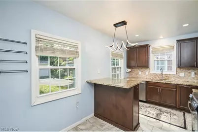 3701 Glencairn Road, Huber Heights, OH 44122 - Photo 8