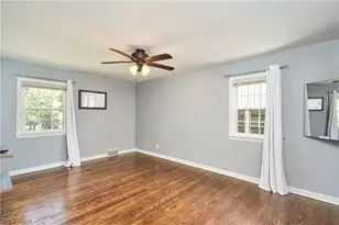 3701 Glencairn Rd, Huber Heights, OH 44122 - Photo 10