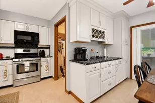 5566 River Rd, Madison, OH 44057 - Photo 14