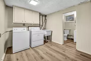 420 W Willowview Dr, Akron, OH 44319 - Photo 26