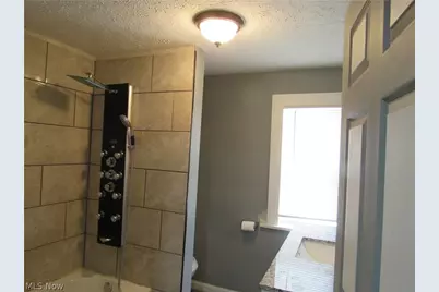 700 Glendora Avenue, Akron, OH 44320 - Photo 14