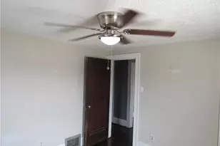 700 Glendora Ave, Akron, OH 44320 - Photo 20