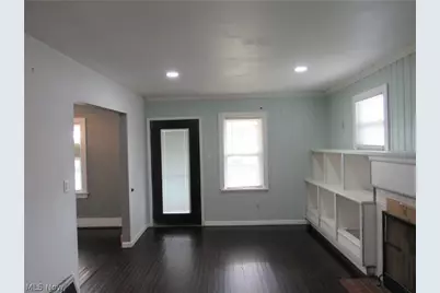 700 Glendora Avenue, Akron, OH 44320 - Photo 2