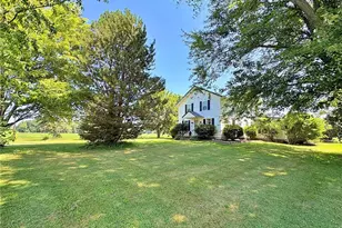 10677 Baumhart Rd, Amherst, OH 44001 - Photo 4