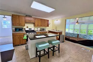 10677 Baumhart Rd, Amherst, OH 44001 - Photo 8