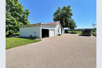 10677 Baumhart Road, Amherst, OH 44001 - Photo 34