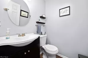107 Meander Ln, Elyria, OH 44035 - Photo 4