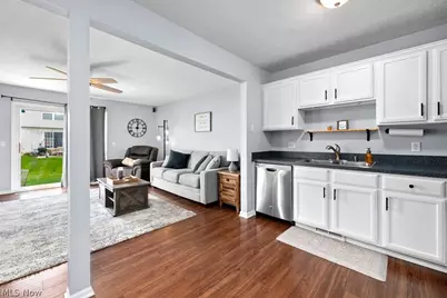 107 Meander Lane, Elyria, OH 44035 - Photo 6