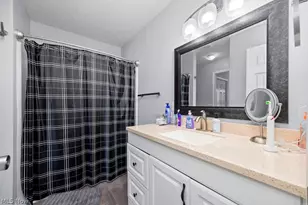 107 Meander Ln, Elyria, OH 44035 - Photo 36