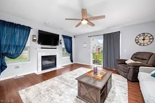 107 Meander Ln, Elyria, OH 44035 - Photo 10