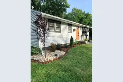 320 Elizabeth Avenue SW, Massillon, OH 44646 - Photo 2