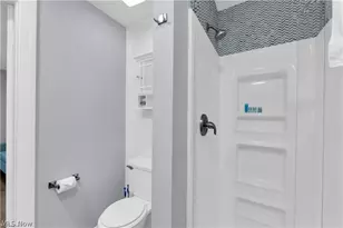797 E Market St, Akron, OH 44305 - Photo 22