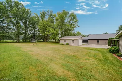33721 Henwell Road, Columbia Station, OH 44028 - Photo 32