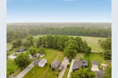 33721 Henwell Road, Columbia Station, OH 44028 - Photo 4
