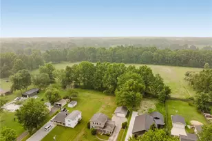 33721 Henwell Rd, Columbia Station, OH 44028 - Photo 4