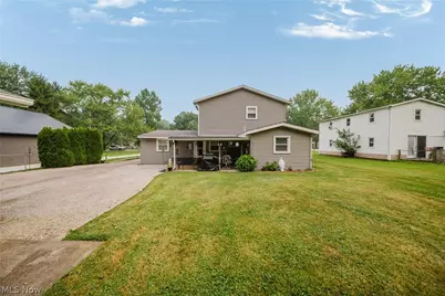 33721 Henwell Road, Columbia Station, OH 44028 - Photo 2
