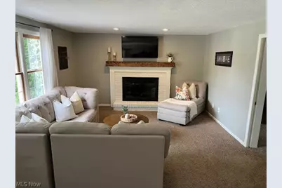 1385 Butler Street SE, North Canton, OH 44720 - Photo 2