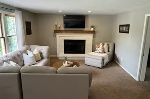 1385 Butler St SE, North Canton, OH 44720 - Photo 2