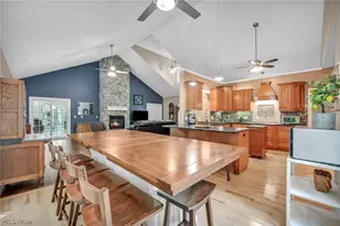 1144 Tanglewood Dr, Mantua, OH 44255 - Photo 4
