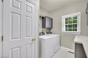 1144 Tanglewood Dr, Mantua, OH 44255 - Photo 22
