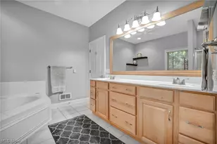 1144 Tanglewood Dr, Mantua, OH 44255 - Photo 16