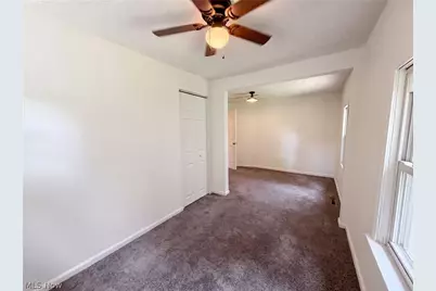 736 Bettes Avenue, Akron, OH 44310 - Photo 12